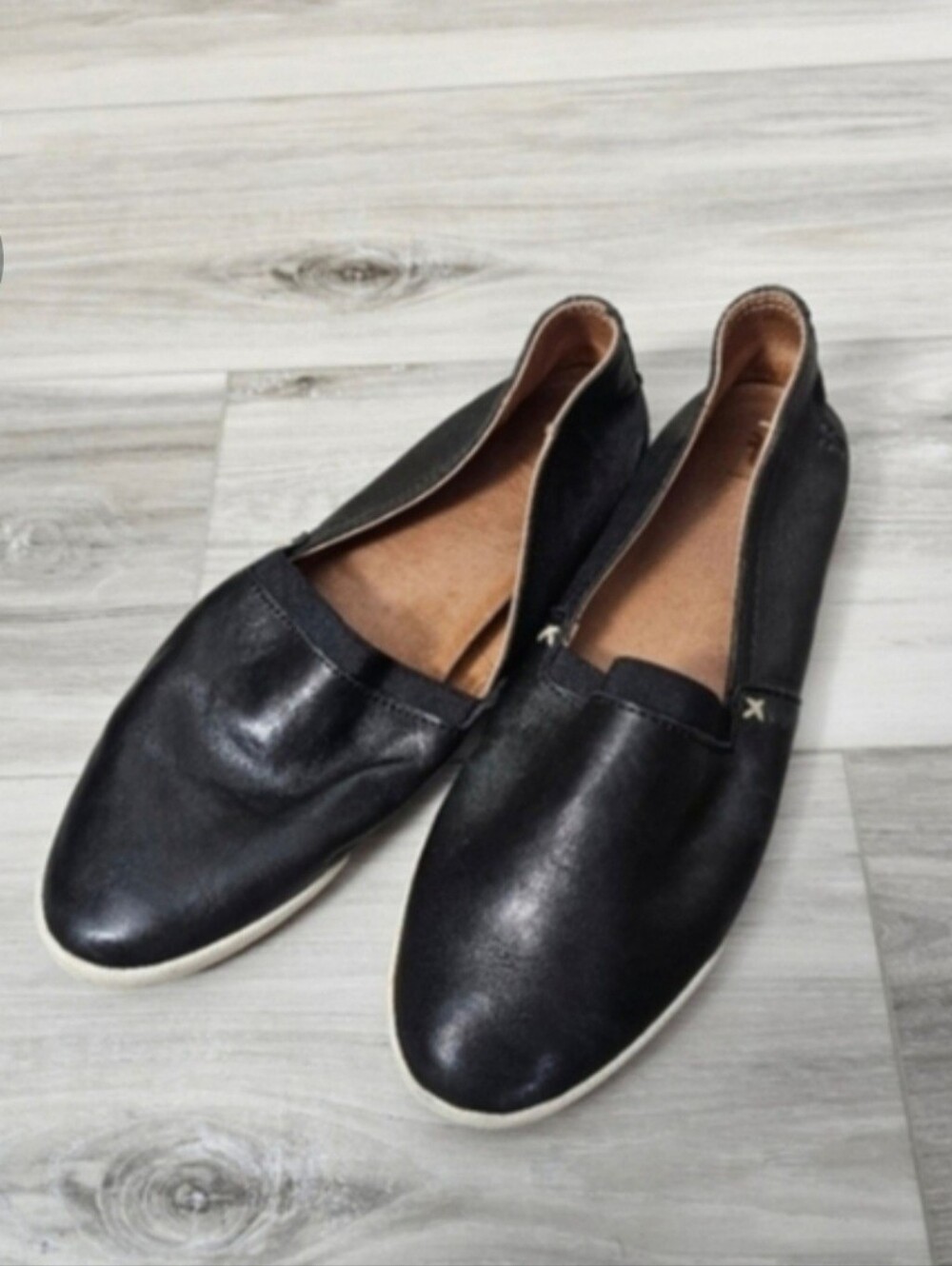 Frye Black Leather Slip-On Flats Sz 9.5